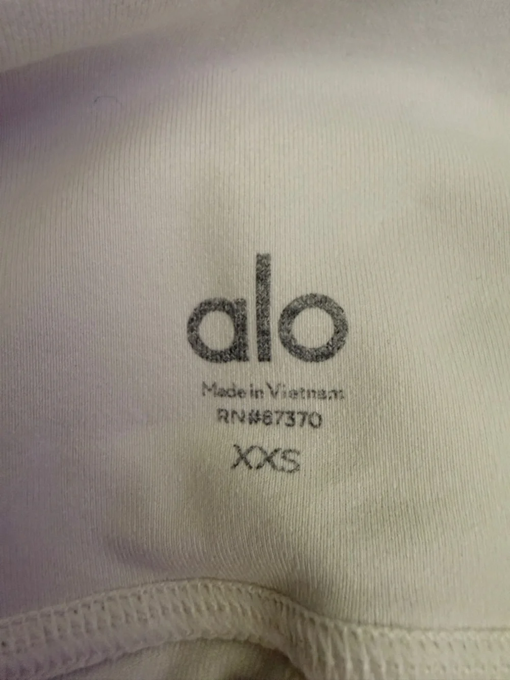 ALO high waisted leggings - Picture 2 of 6